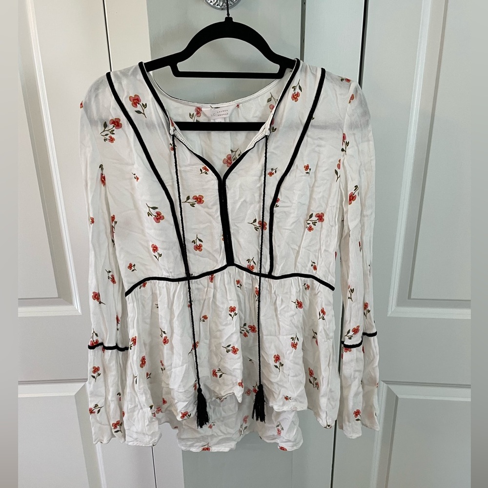 Cute floral printed boho top